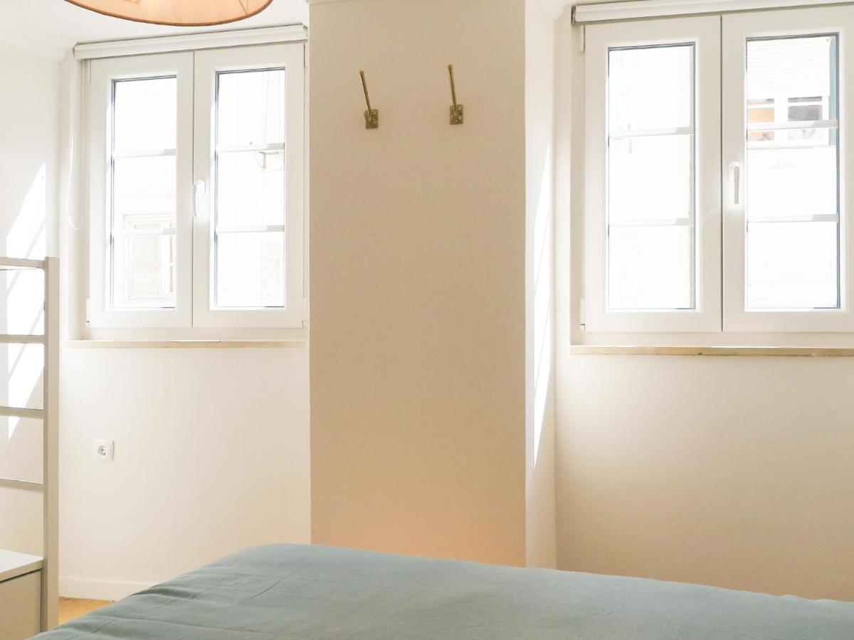 Historic Alfama Apt With Modern Style Lissabon Exterior foto